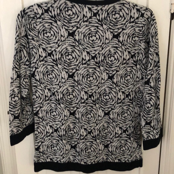 Isaac Mizrahi Cardigan - Picture 2 of 2